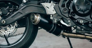 Scarichi sportivi per Kawasaki Versys 650: modelli e caratteristiche